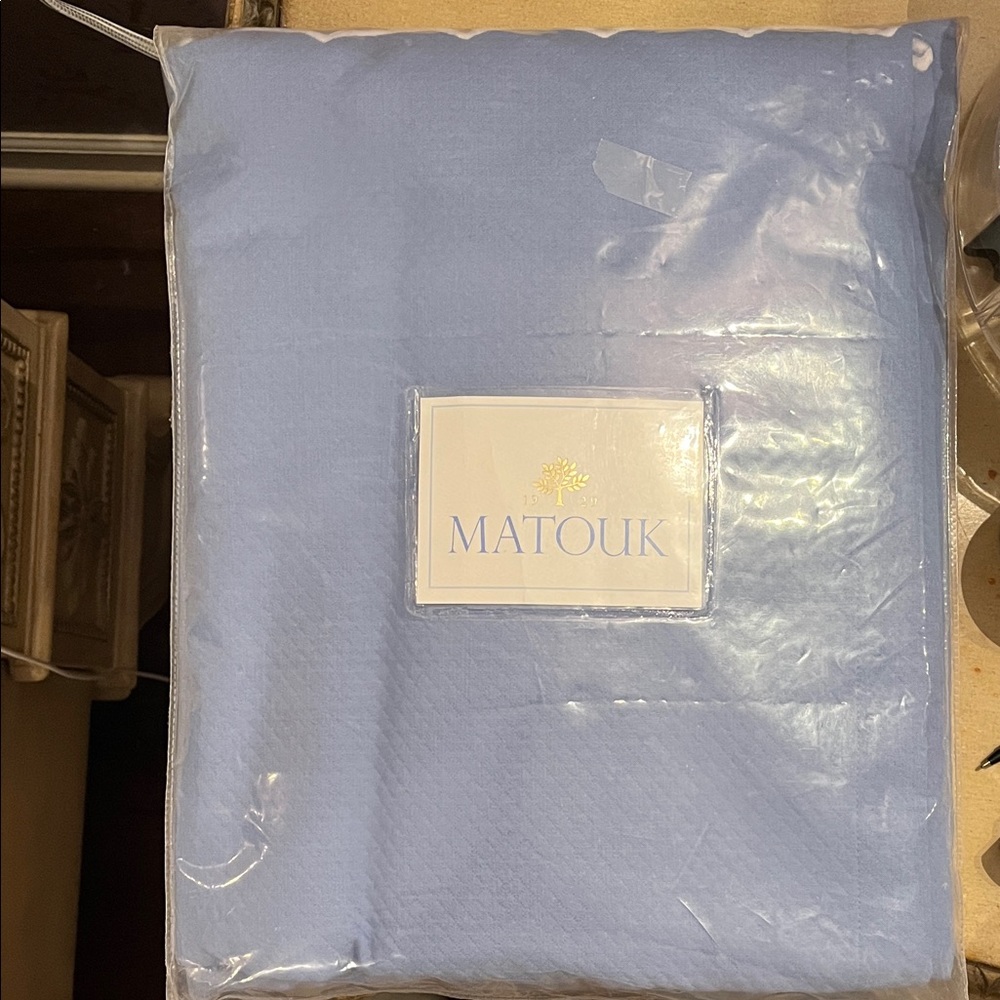 Matouk BRAND NEW Elegant Blue Duvet Cover - Picture 3 of 3